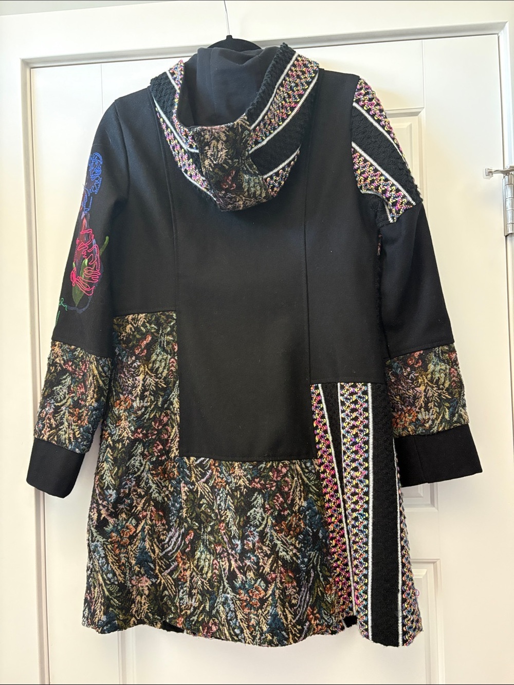 KESSLEY Patchwork Embroidered Hooded Jacket – Size M - Picture 10 of 16